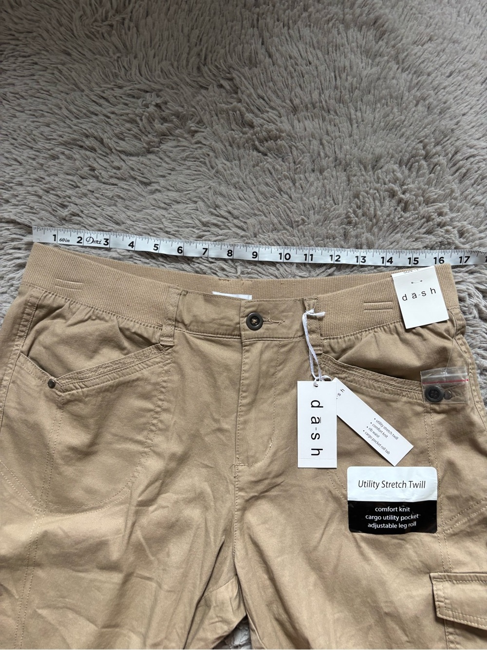 NWT Dash Khaki Cargo Capris size Large - Picture 5 of 8